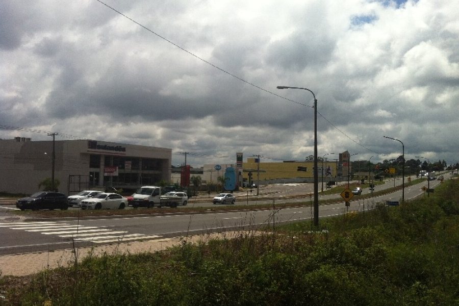 Terreno com 1000m², no bairro Desvio Rizzo em Caxias do Sul para Alugar