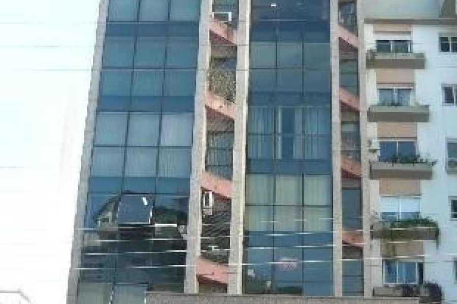 Sala com 45m², no bairro Centro em Caxias do Sul para Alugar