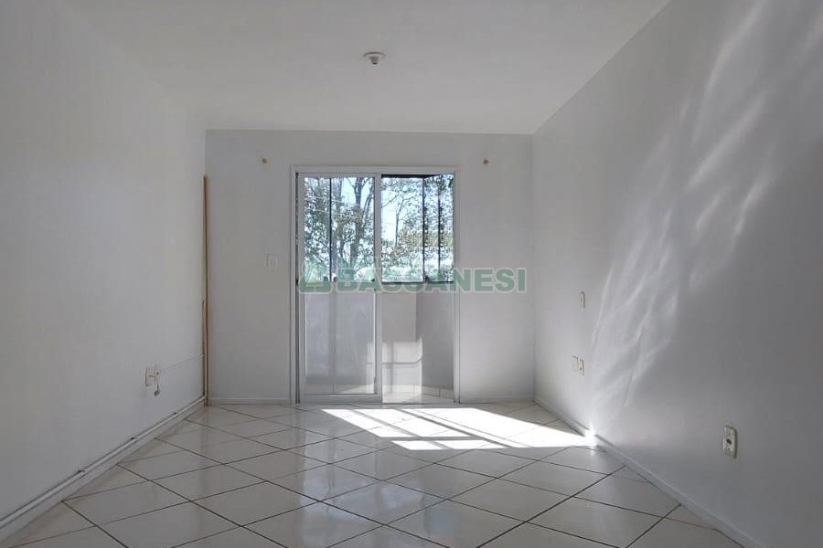 Kitinete com 42m², 1 dormitório, no bairro Presidente Vargas em Caxias do Sul para Alugar