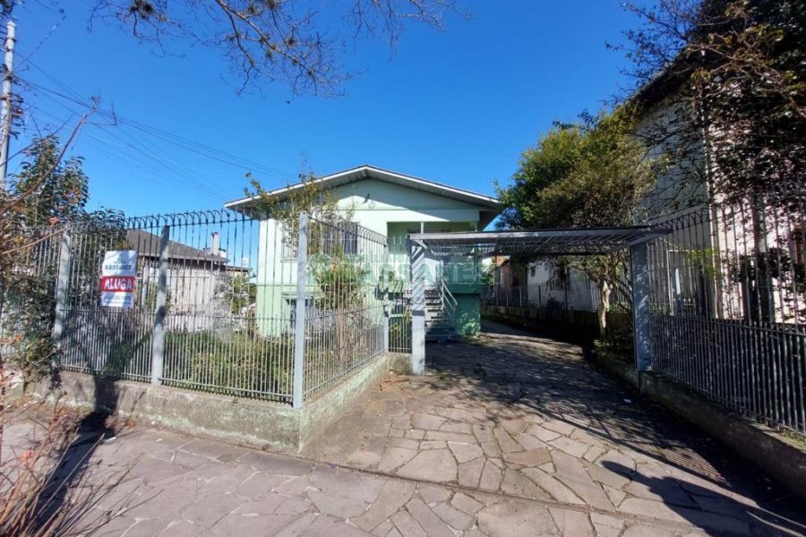 Casa com 96m², 3 dormitórios, 1 vaga, no bairro Bela Vista em Caxias do Sul para Alugar