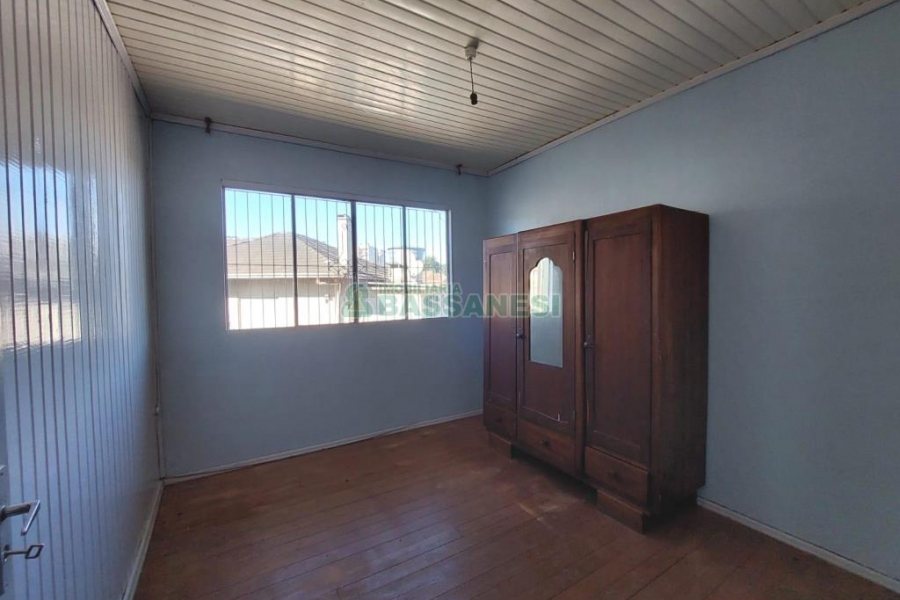 Casa com 96m², 3 dormitórios, 1 vaga, no bairro Bela Vista em Caxias do Sul para Alugar