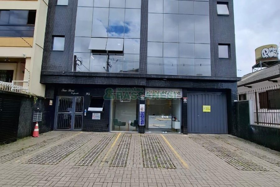 Sala com 86m², 1 vaga, no bairro Pio X em Caxias do Sul para Alugar