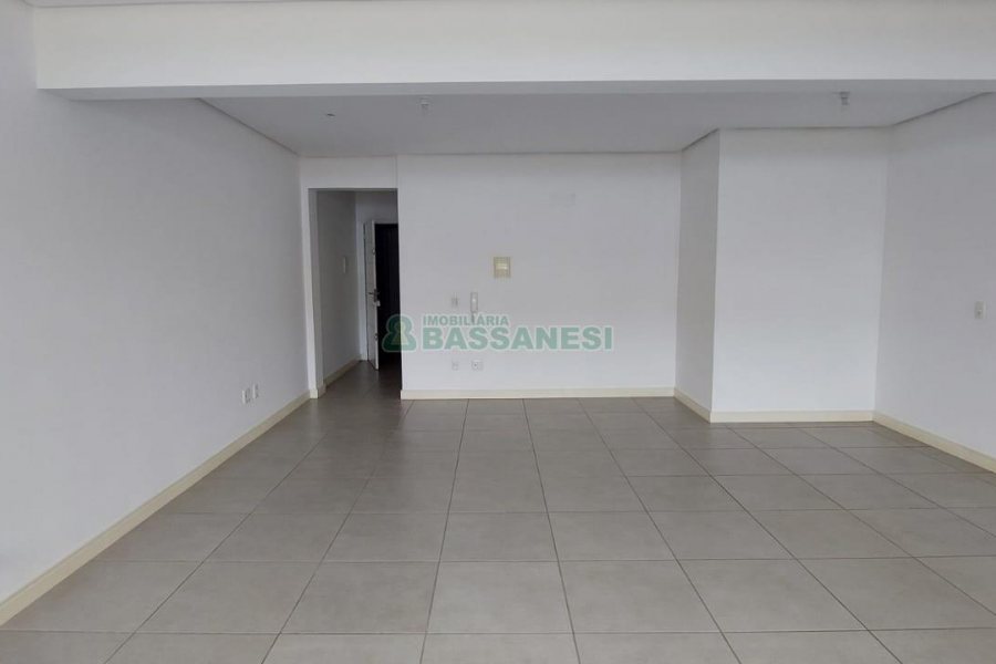 Sala com 50m², 1 vaga, no bairro Pio X em Caxias do Sul para Alugar