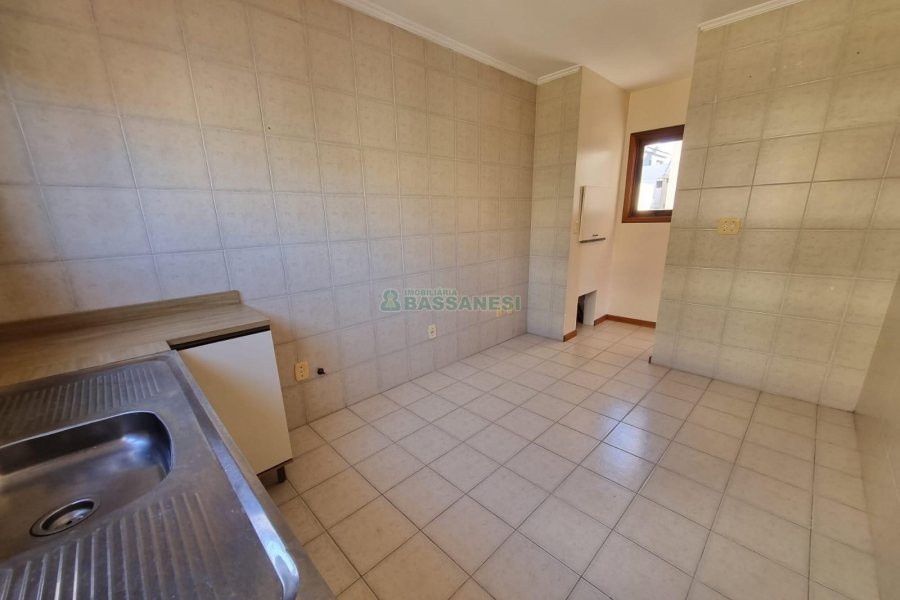 Apartamento com 100m², 3 dormitórios, 2 vagas, no bairro São Pelegrino em Caxias do Sul para Alugar ou Comprar