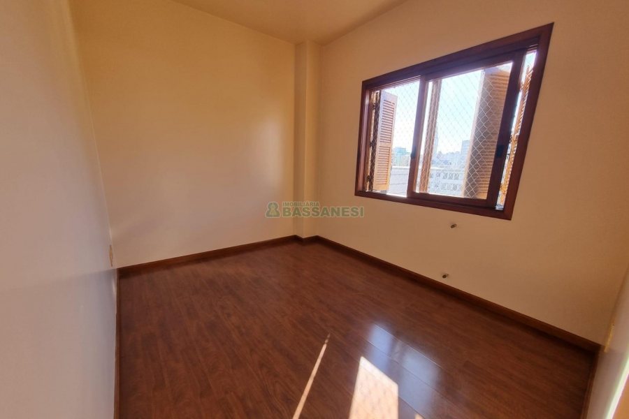 Apartamento com 100m², 3 dormitórios, 2 vagas, no bairro São Pelegrino em Caxias do Sul para Alugar ou Comprar