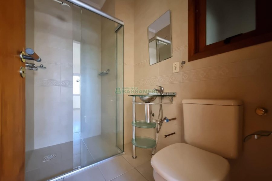 Apartamento com 100m², 3 dormitórios, 2 vagas, no bairro São Pelegrino em Caxias do Sul para Alugar ou Comprar