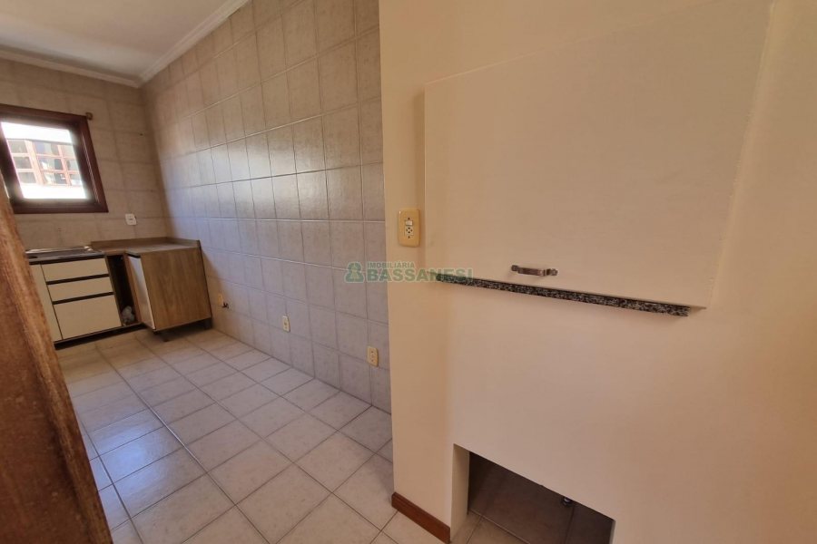 Apartamento com 100m², 3 dormitórios, 2 vagas, no bairro São Pelegrino em Caxias do Sul para Alugar ou Comprar