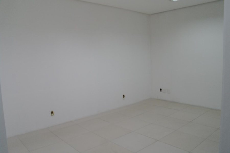 Loja com 1000m², no bairro Lourdes em Caxias do Sul para Alugar ou Comprar