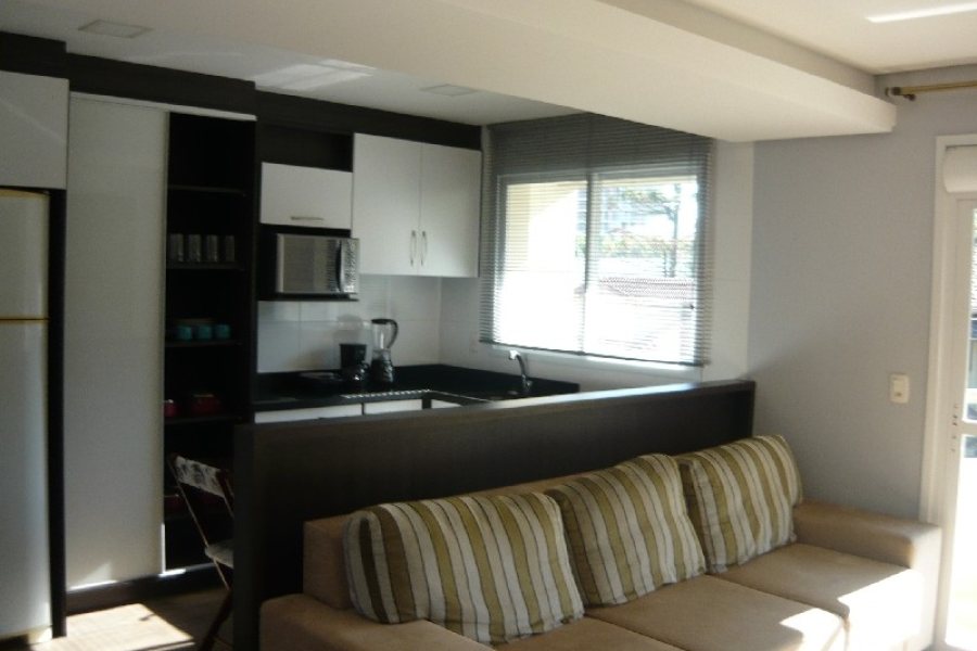 Apto Mobiliado com 130m², 3 dormitórios, 2 vagas, no bairro Bela Vista em Caxias do Sul para Comprar