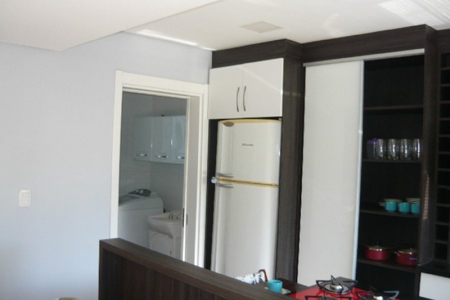 Apto Mobiliado com 130m², 3 dormitórios, 2 vagas, no bairro Bela Vista em Caxias do Sul para Comprar