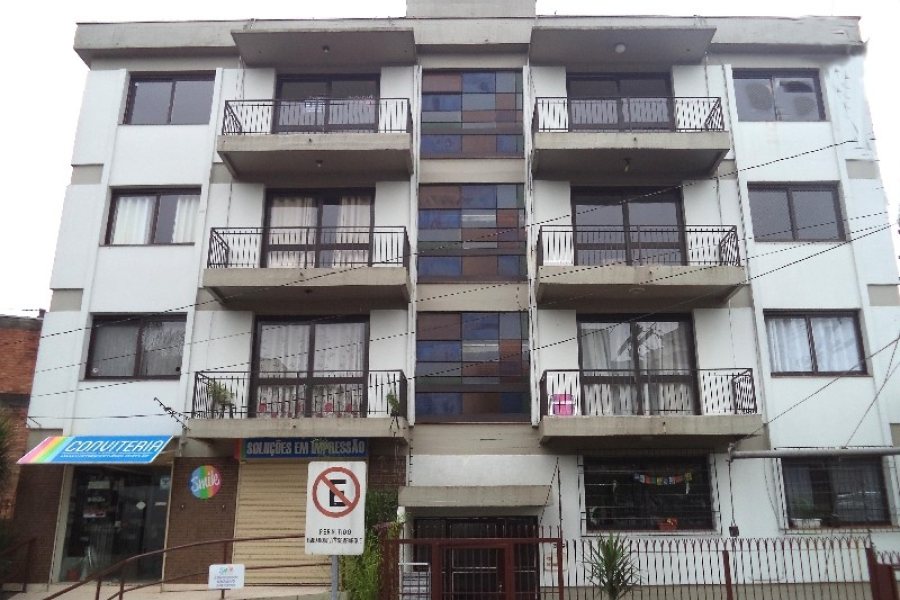 Apartamento com 62m², 2 dormitórios, 1 vaga, no bairro Centro em Caxias do Sul para Comprar