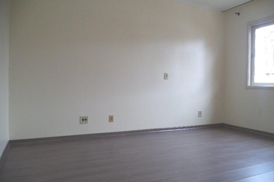 Apartamento com 62m², 2 dormitórios, 1 vaga, no bairro Centro em Caxias do Sul para Comprar