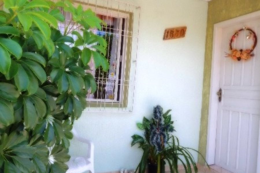 Casa, 3 dormitórios, 4 vagas, no bairro Bela Vista em Caxias do Sul para Comprar
