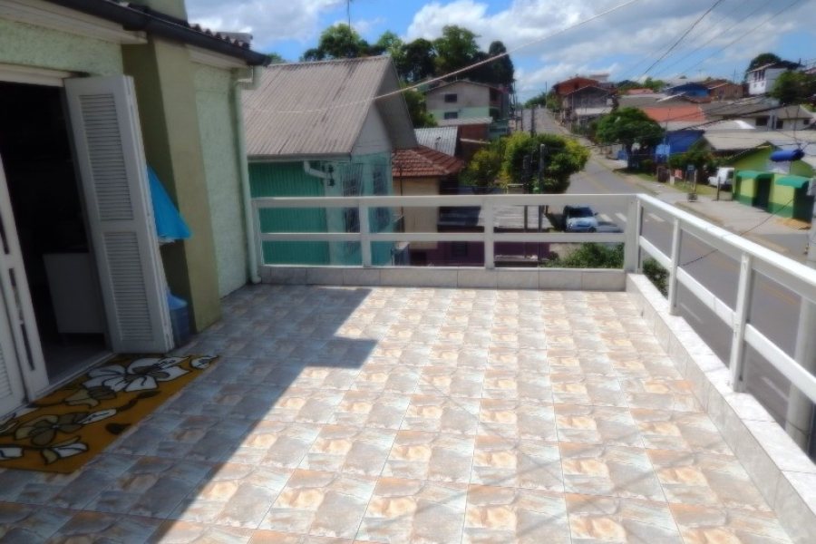 Casa, 3 dormitórios, 4 vagas, no bairro Bela Vista em Caxias do Sul para Comprar