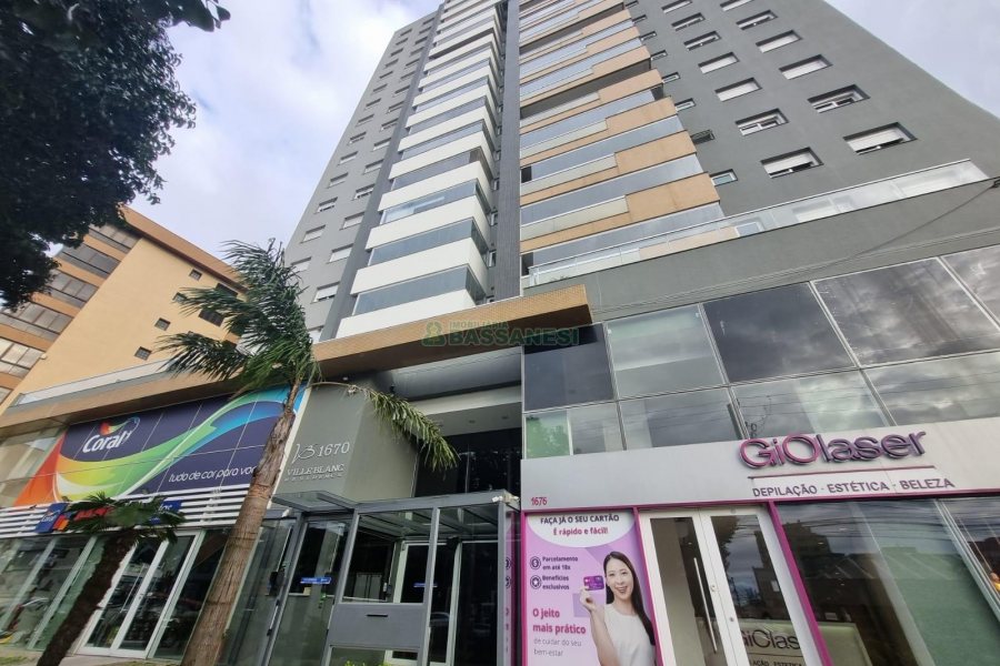 Apartamento com 110m², 3 dormitórios, 2 vagas, no bairro Rio Branco em Caxias do Sul para Alugar