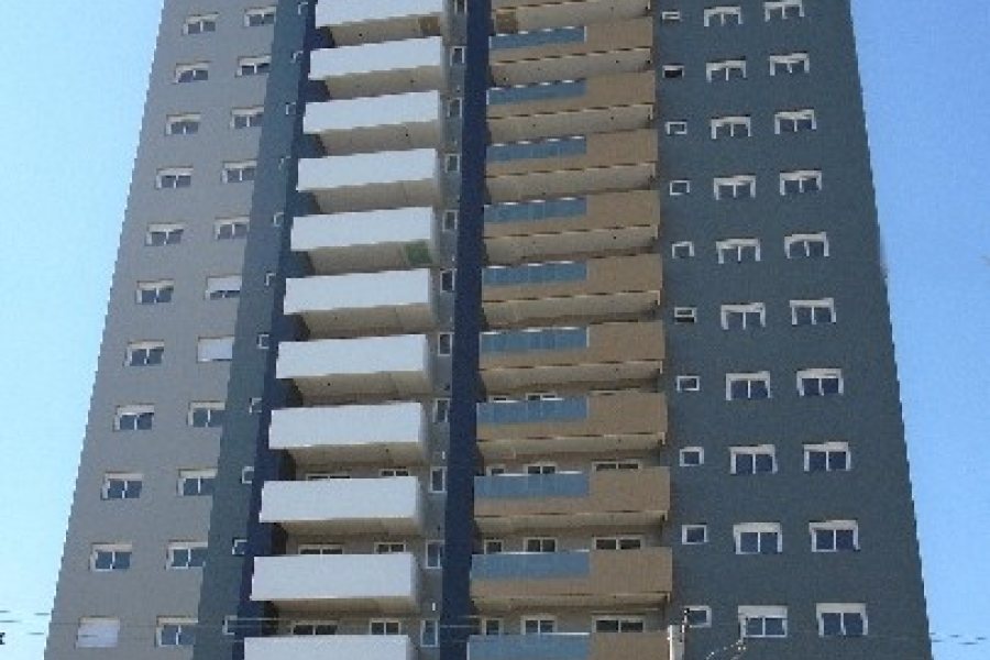 Apartamento com 110m², 3 dormitórios, 2 vagas, no bairro Rio Branco em Caxias do Sul para Alugar