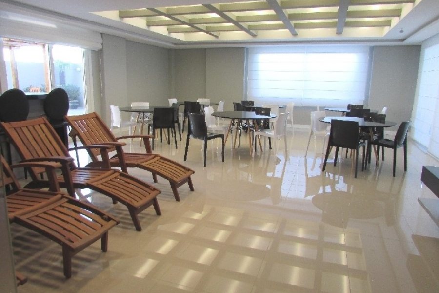 Apartamento com 110m², 3 dormitórios, 2 vagas, no bairro Rio Branco em Caxias do Sul para Alugar