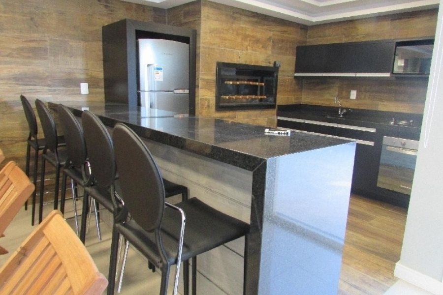 Apartamento com 110m², 3 dormitórios, 2 vagas, no bairro Rio Branco em Caxias do Sul para Alugar