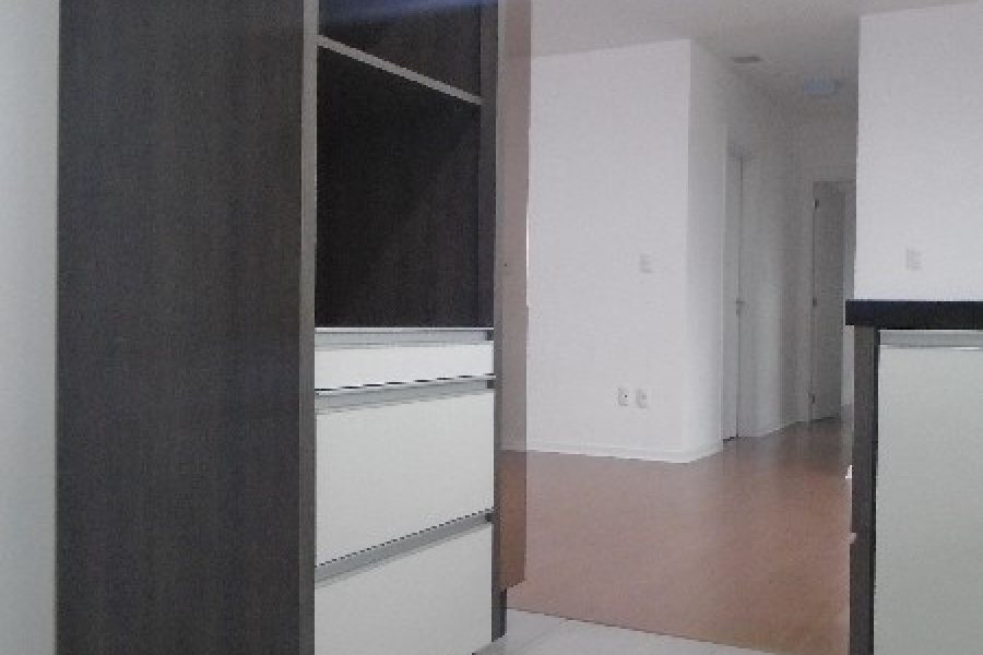 Apartamento com 110m², 3 dormitórios, 2 vagas, no bairro Rio Branco em Caxias do Sul para Alugar