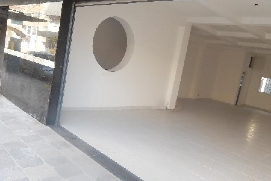 Loja com 112m², no bairro São Pelegrino em Caxias do Sul para Alugar