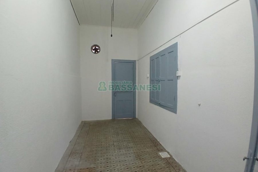 Sala com 150m², no bairro Centro em Caxias do Sul para Alugar