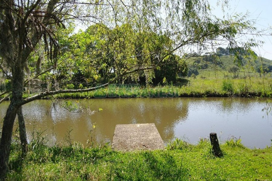 Chácara com 200m², 4 dormitórios, no bairro Vila Seca em Caxias do Sul para Comprar