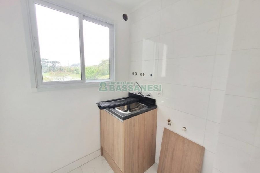 Apartamento com 82m², 2 dormitórios, 2 vagas, no bairro Desvio Rizzo em Caxias do Sul para Alugar