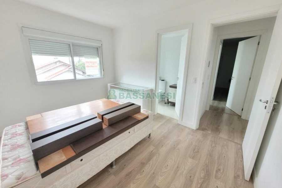 Apartamento com 82m², 2 dormitórios, 2 vagas, no bairro Desvio Rizzo em Caxias do Sul para Alugar