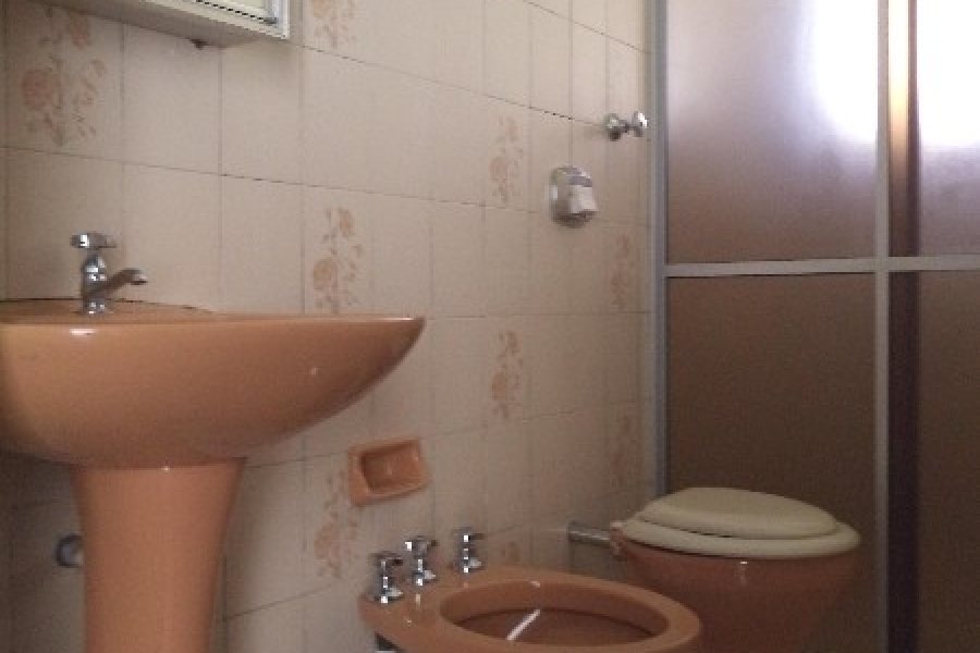 Apartamento com 52m², 2 dormitórios, 1 vaga, no bairro Rio Branco em Caxias do Sul para Alugar