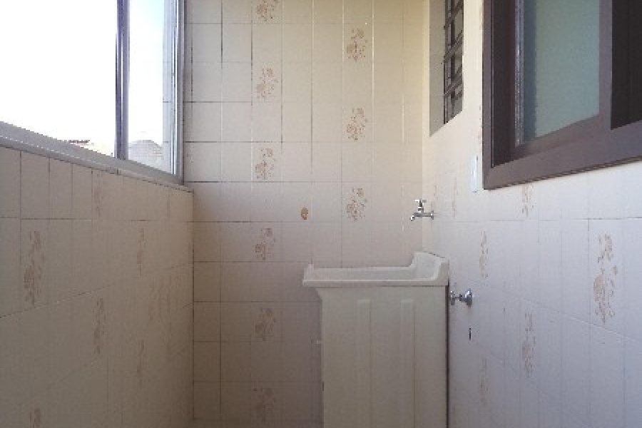 Apartamento com 52m², 2 dormitórios, 1 vaga, no bairro Rio Branco em Caxias do Sul para Alugar