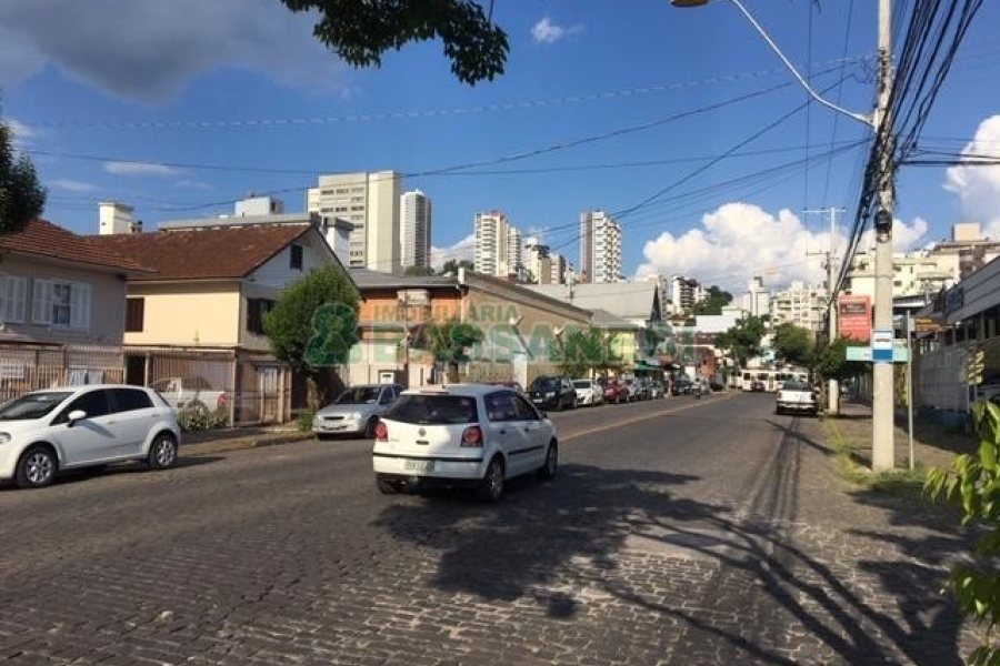 Terreno com 506m², no bairro Pio X em Caxias do Sul para Alugar