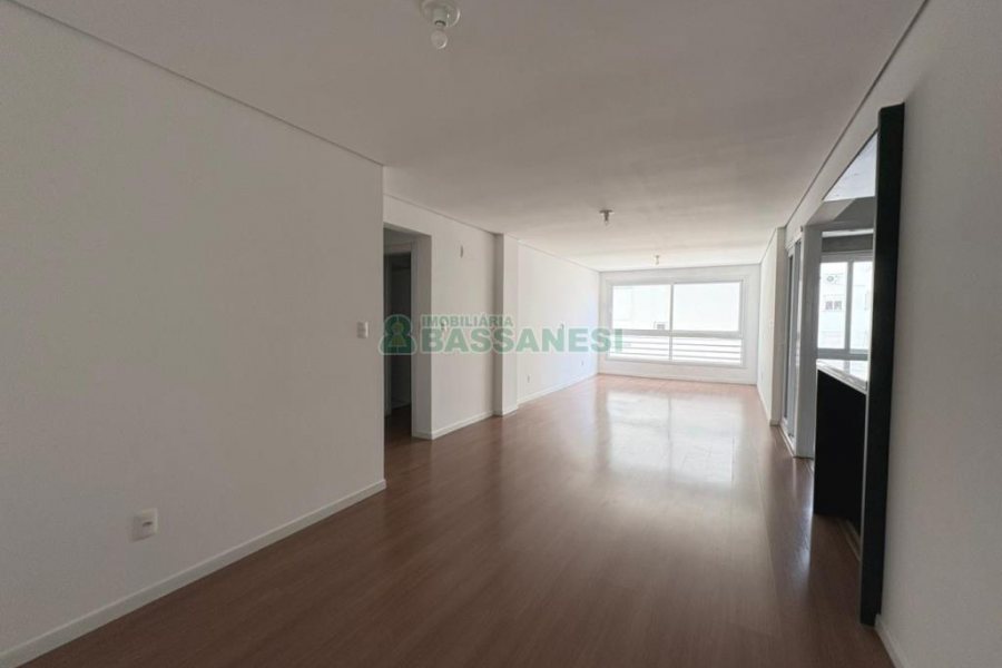 Apartamento com 96m², 2 dormitórios, 2 vagas, no bairro Panazzolo em Caxias do Sul para Alugar ou Comprar