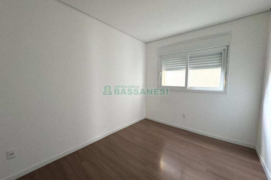 Apartamento com 96m², 2 dormitórios, 2 vagas, no bairro Panazzolo em Caxias do Sul para Alugar ou Comprar