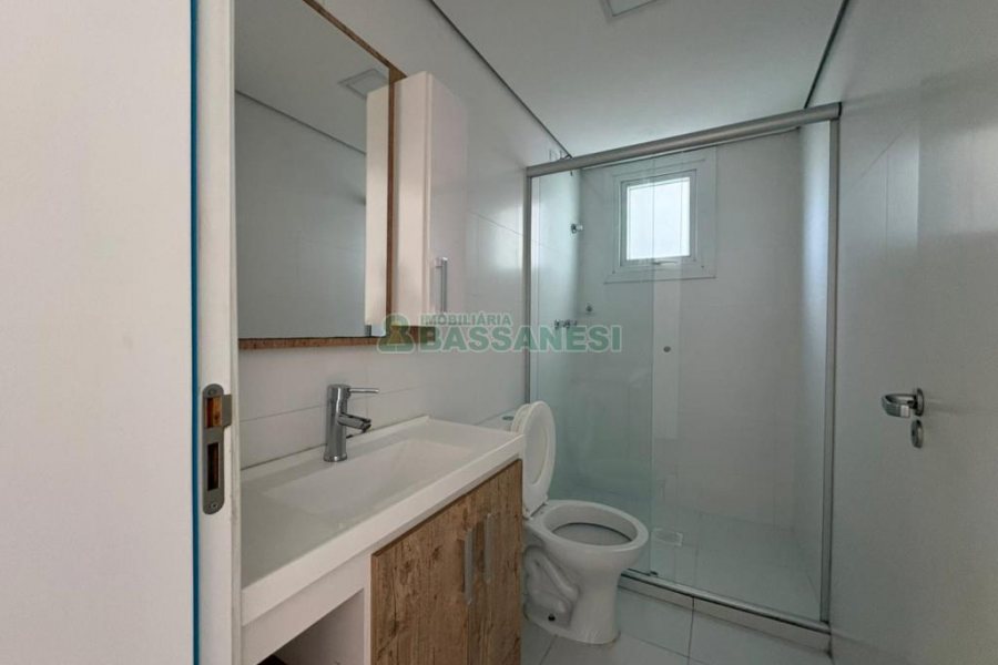 Apartamento com 96m², 2 dormitórios, 2 vagas, no bairro Panazzolo em Caxias do Sul para Alugar ou Comprar