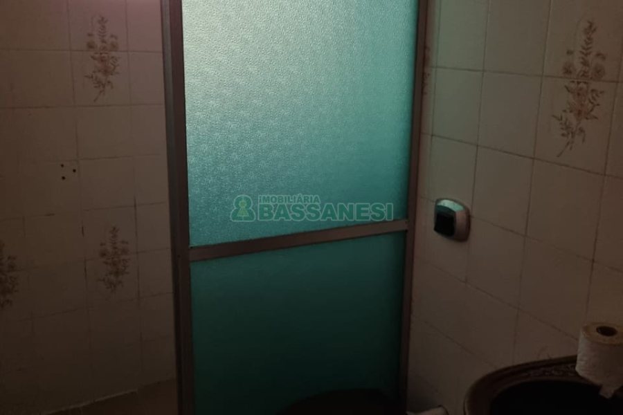 Casa com 255m², no bairro Universitário em Caxias do Sul para Comprar