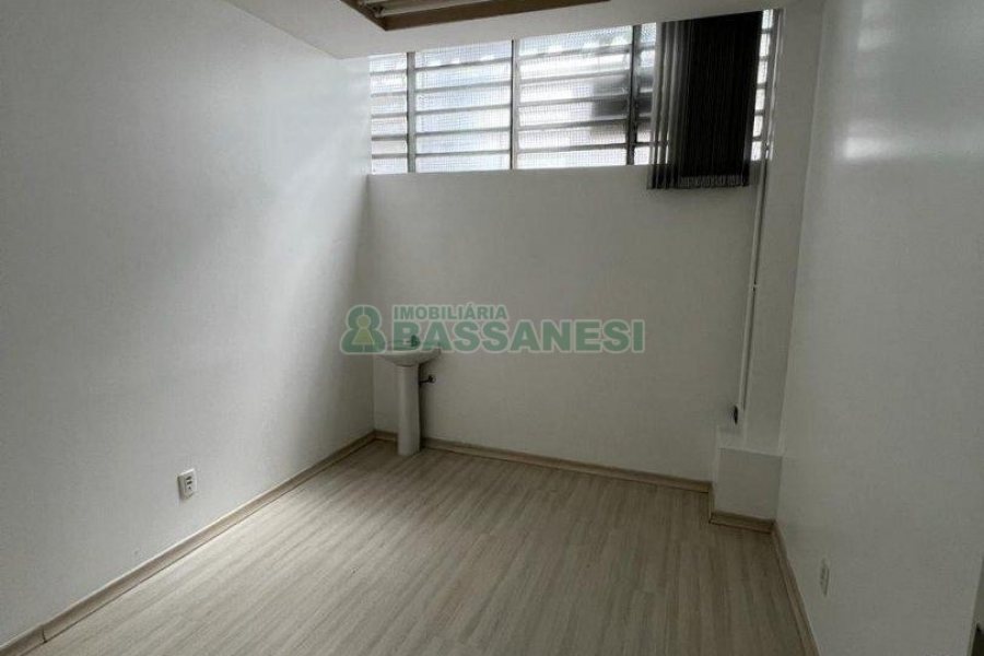 Loja com 200m², no bairro Centro em Caxias do Sul para Alugar