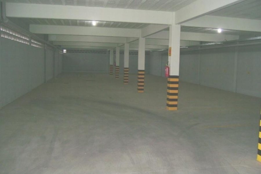 Box com 12m², no bairro São Pelegrino em Caxias do Sul para Alugar