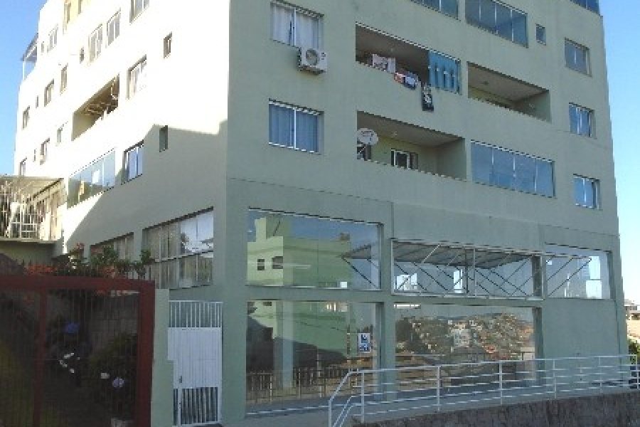Apto/Cobertura com 147m², 3 dormitórios, 1 vaga, no bairro Fatima em Caxias do Sul para Comprar