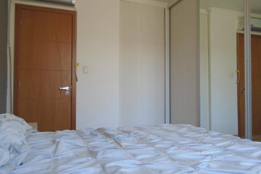 Apto Mobiliado com 68m², 2 dormitórios, 1 vaga, no bairro Rio Branco em Caxias do Sul para Alugar