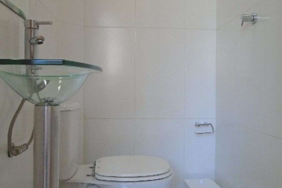 Apto Mobiliado com 68m², 2 dormitórios, 1 vaga, no bairro Rio Branco em Caxias do Sul para Alugar