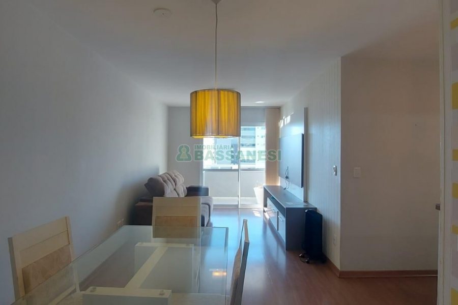 Apto Mobiliado com 85m², 2 dormitórios, 1 vaga, no bairro Villagio Iguatemi em Caxias do Sul para Alugar