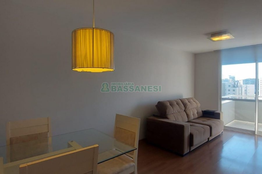 Apto Mobiliado com 85m², 2 dormitórios, 1 vaga, no bairro Villagio Iguatemi em Caxias do Sul para Alugar