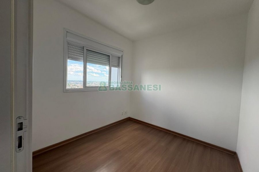 Apartamento com 54m², 2 dormitórios, 1 vaga, no bairro Petrópolis em Caxias do Sul para Alugar