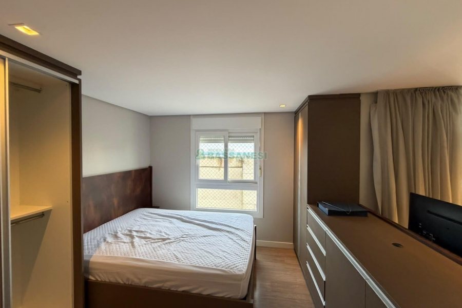 Apto Mobiliado com 42m², 1 dormitório, 1 vaga, no bairro Villagio Iguatemi em Caxias do Sul para Alugar