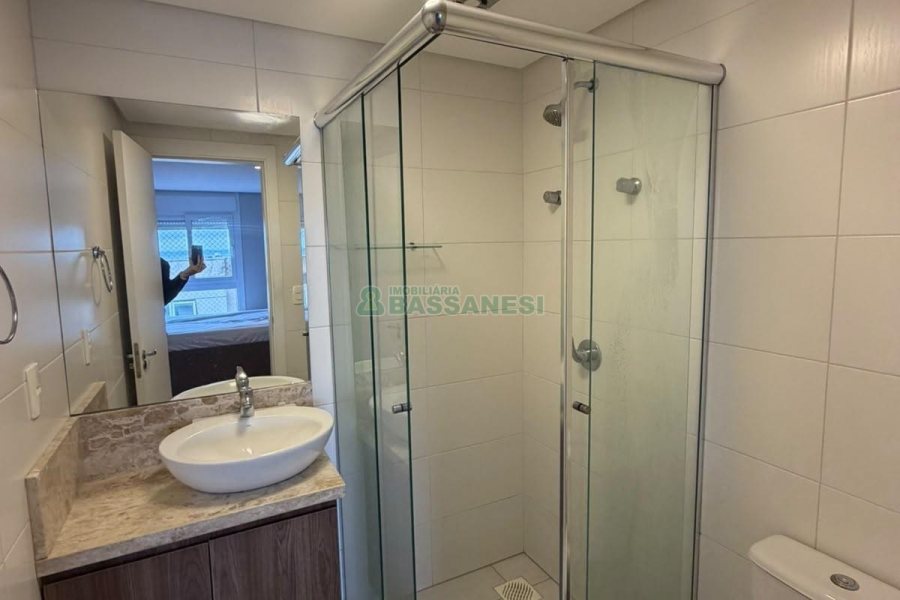 Apto Mobiliado com 42m², 1 dormitório, 1 vaga, no bairro Villagio Iguatemi em Caxias do Sul para Alugar