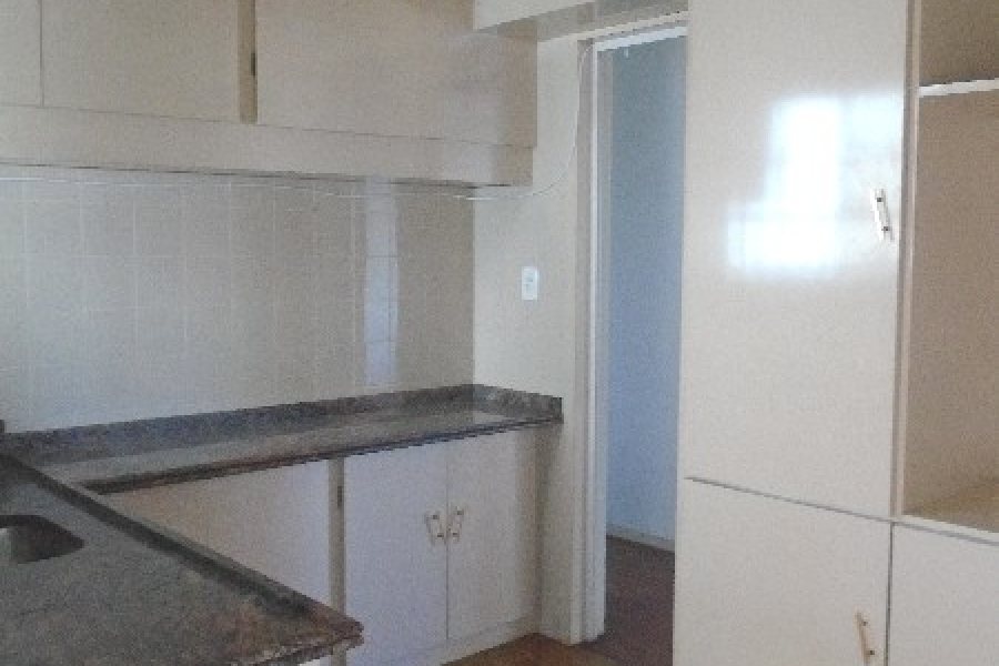 Apartamento com 165m², 3 dormitórios, no bairro Centro em Caxias do Sul para Comprar