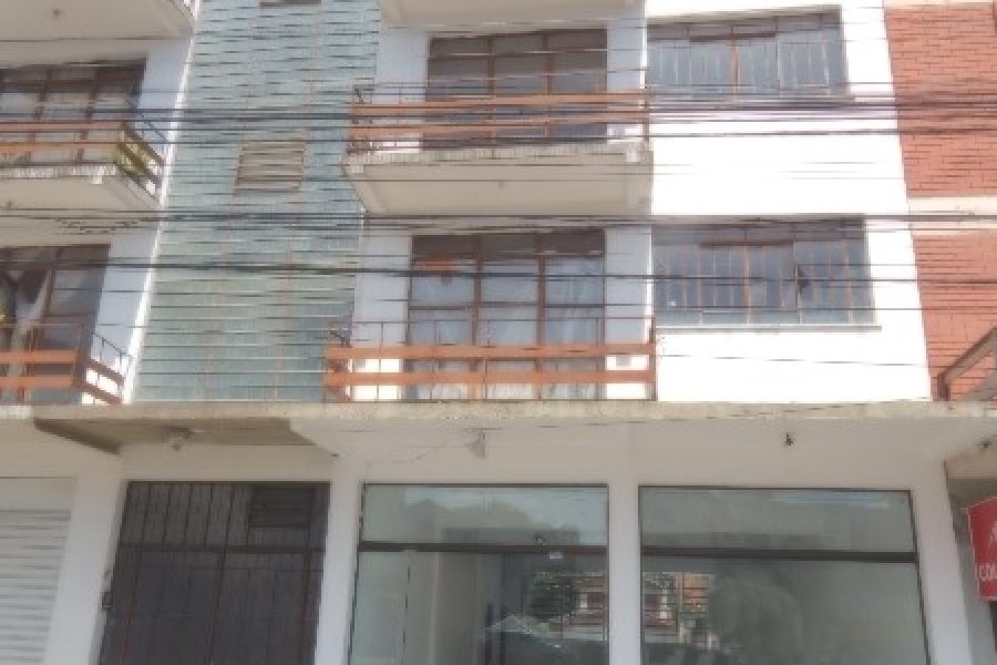 Loja com 160m², 1 vaga, no bairro Pio X em Caxias do Sul para Alugar