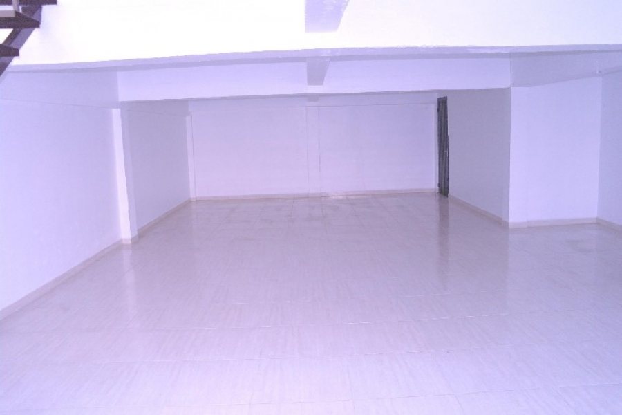 Loja com 160m², 1 vaga, no bairro Pio X em Caxias do Sul para Alugar