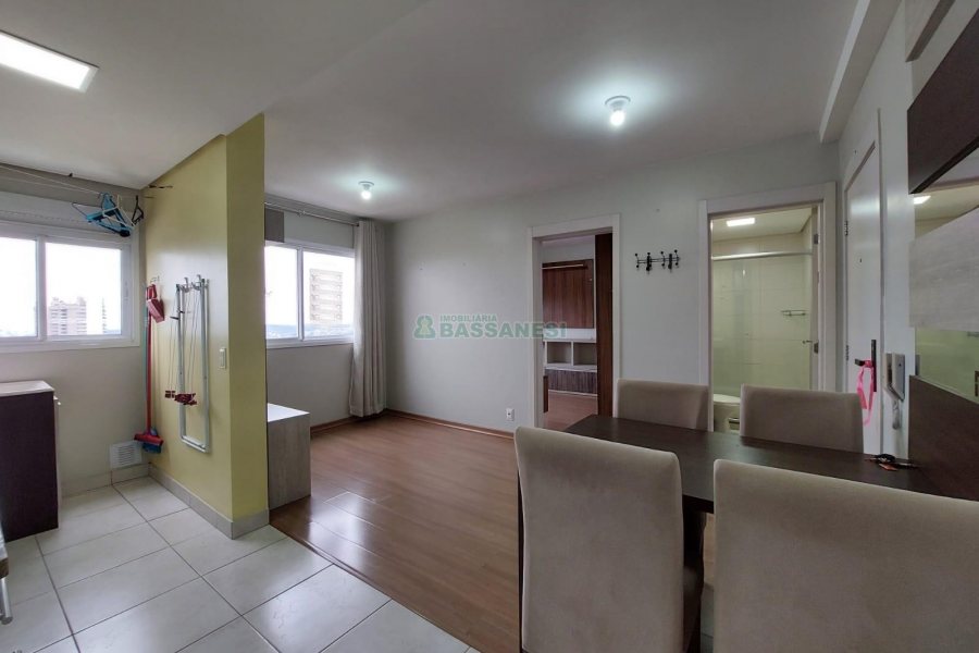 Apto Mobiliado com 36m², 1 dormitório, 1 vaga, no bairro Petrópolis em Caxias do Sul para Alugar