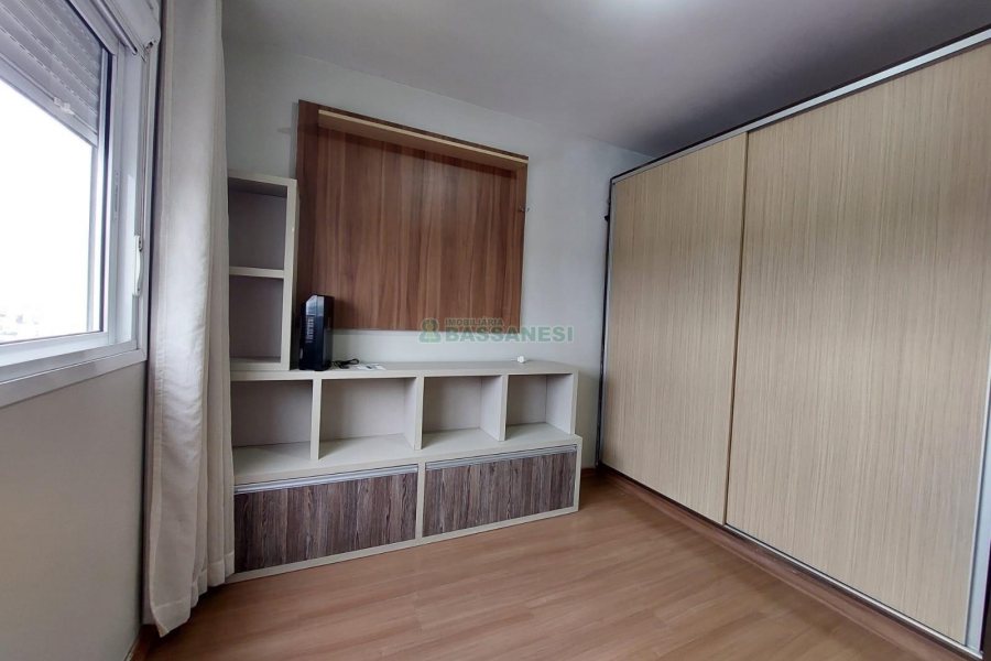Apto Mobiliado com 36m², 1 dormitório, 1 vaga, no bairro Petrópolis em Caxias do Sul para Alugar